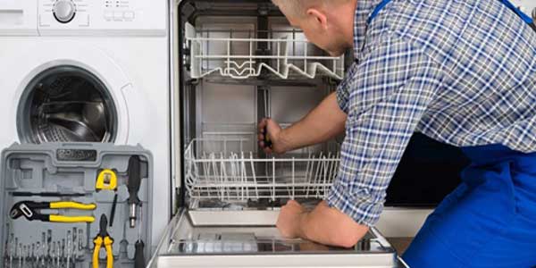 چگونه سوئیچ درپوش ماشین ظرفشویی را بررسی کنیم؟